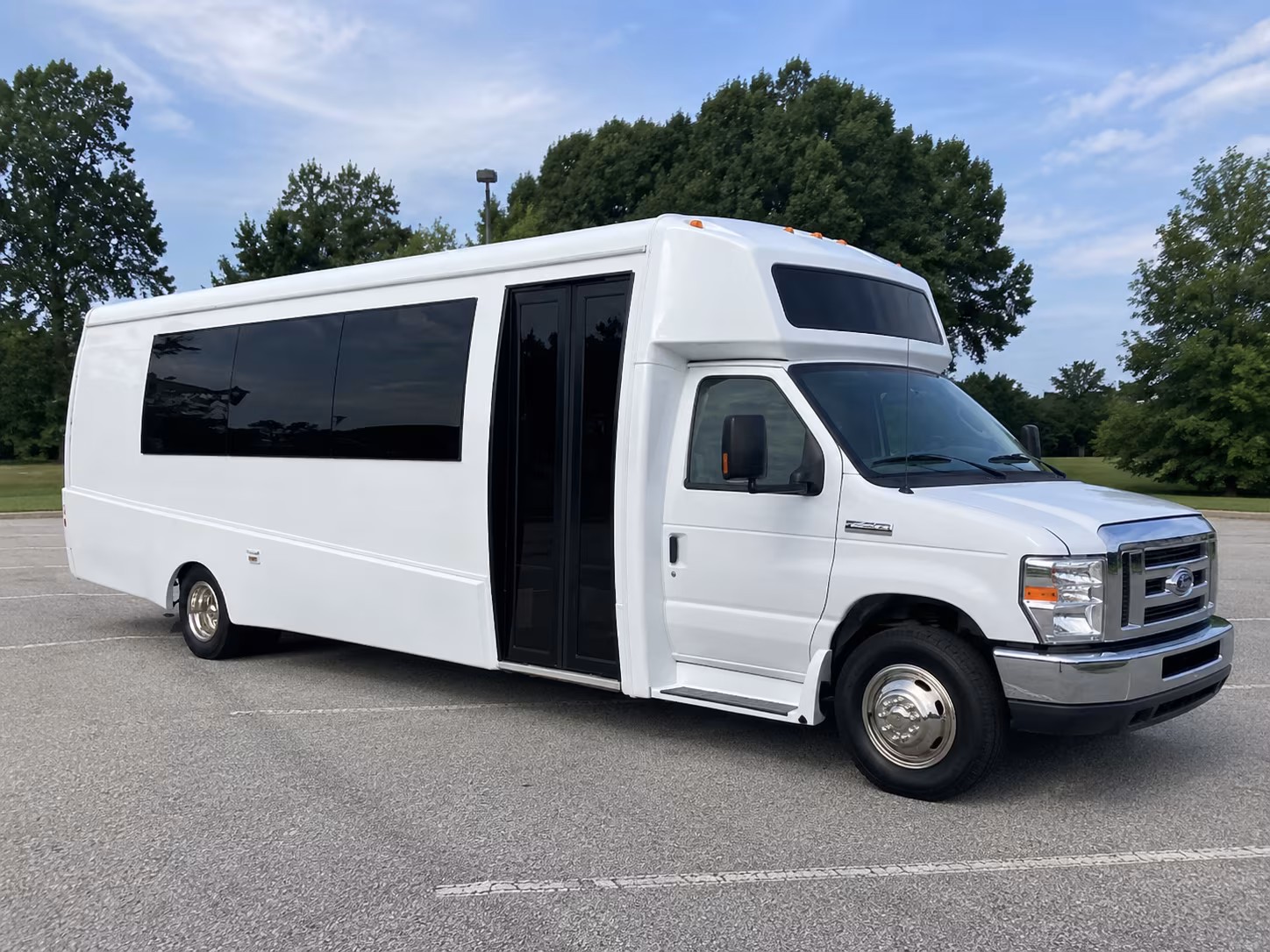 bellingham 18 passenger party bus