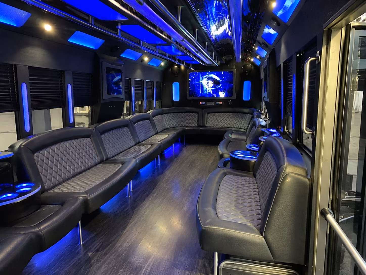 bellingham 28 passenger party bus interior
