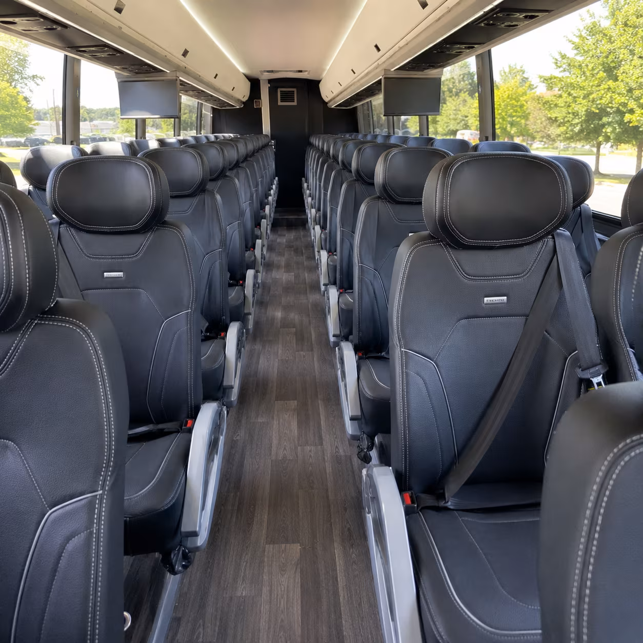 bellingham to seattle charter buses for concerts games and weekend trips