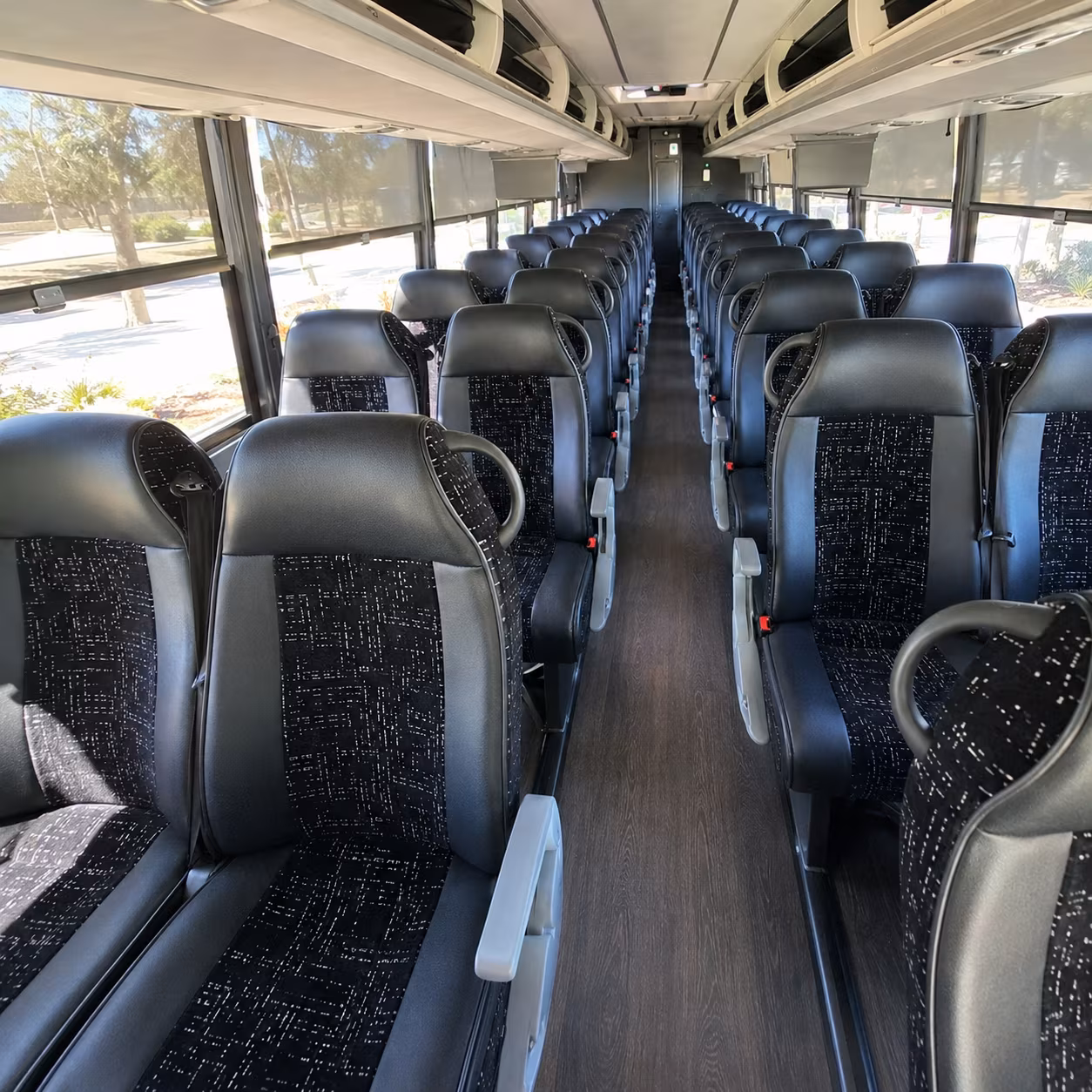 charter buses for border patrol and customs operations along the i 5 corridor