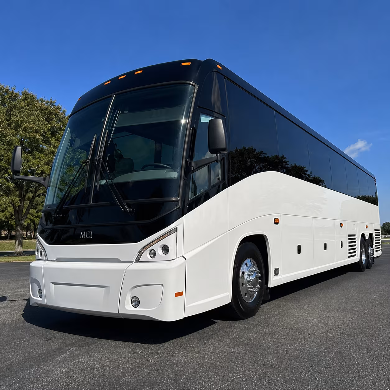 employee shuttle buses that beat the i 5 meridian interchange every morning